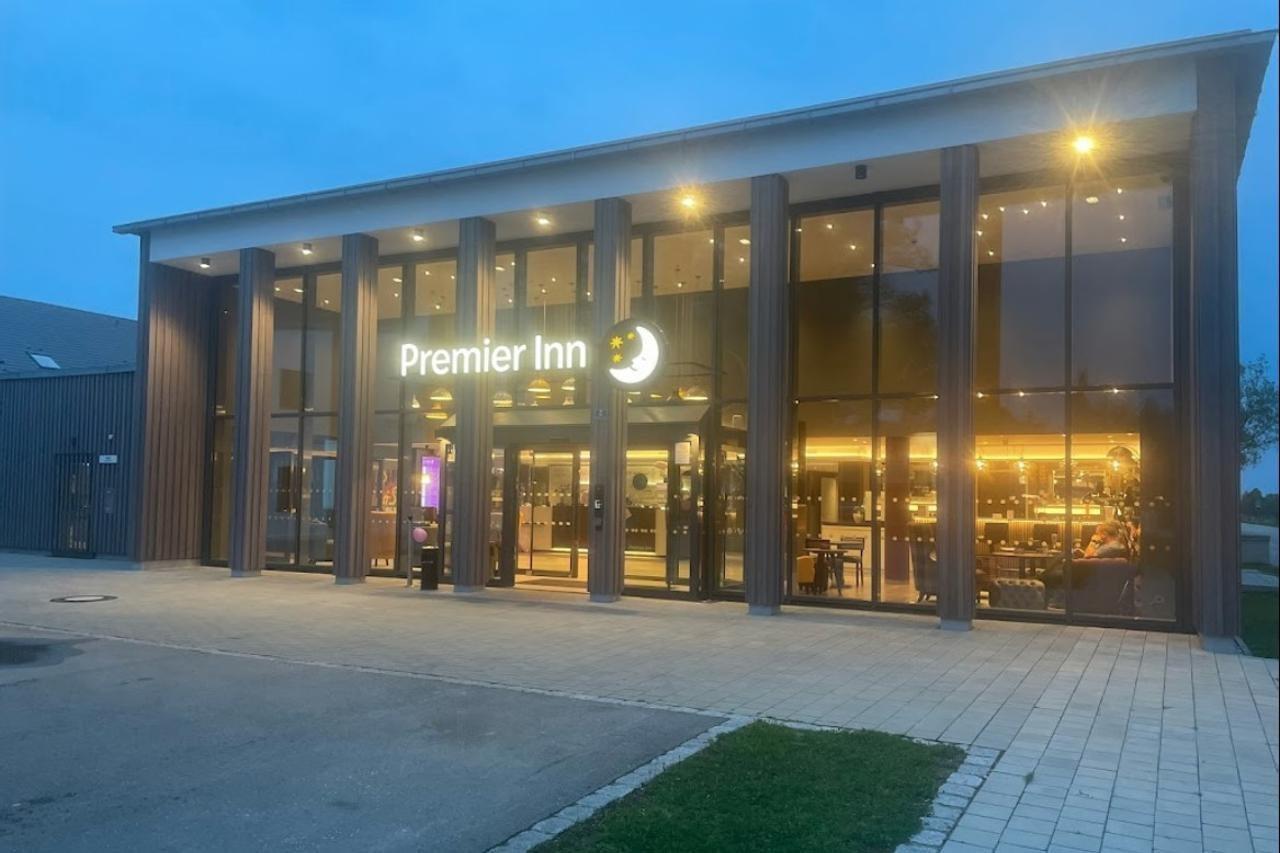Premier Inn Muenchen Airport Sued ハルベルクモース エクステリア 写真