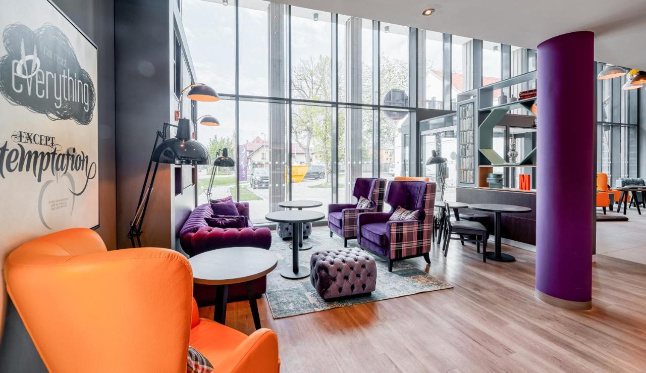 Premier Inn Muenchen Airport Sued ハルベルクモース エクステリア 写真